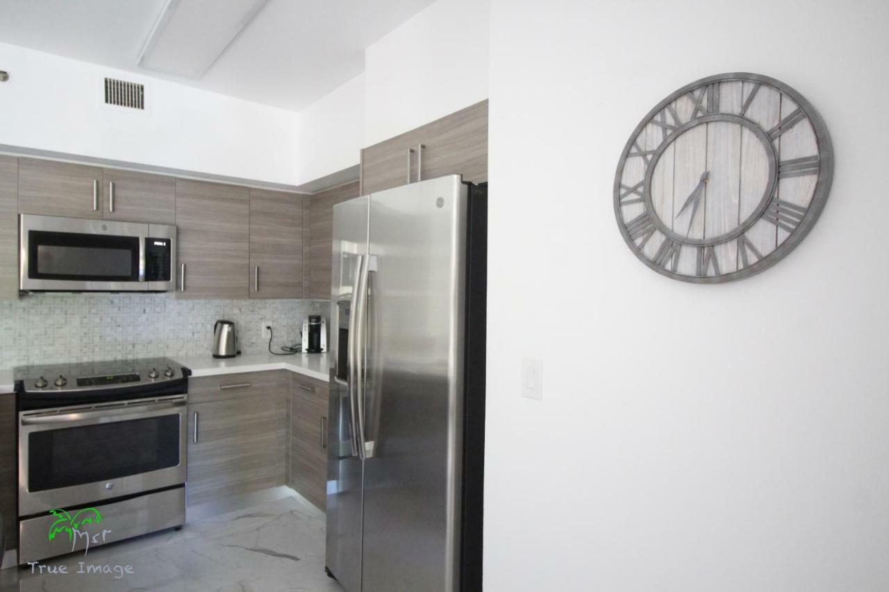 Yacht Club At Aventura 2 Bed 2 Bath Luxurius Cozy Brand New公寓 外观 照片