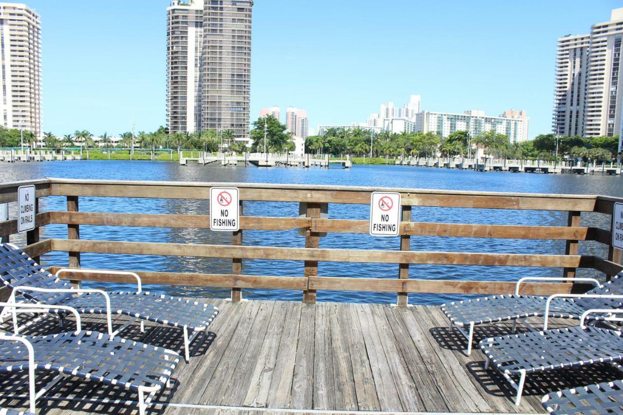 Yacht Club At Aventura 2 Bed 2 Bath Luxurius Cozy Brand New公寓 外观 照片