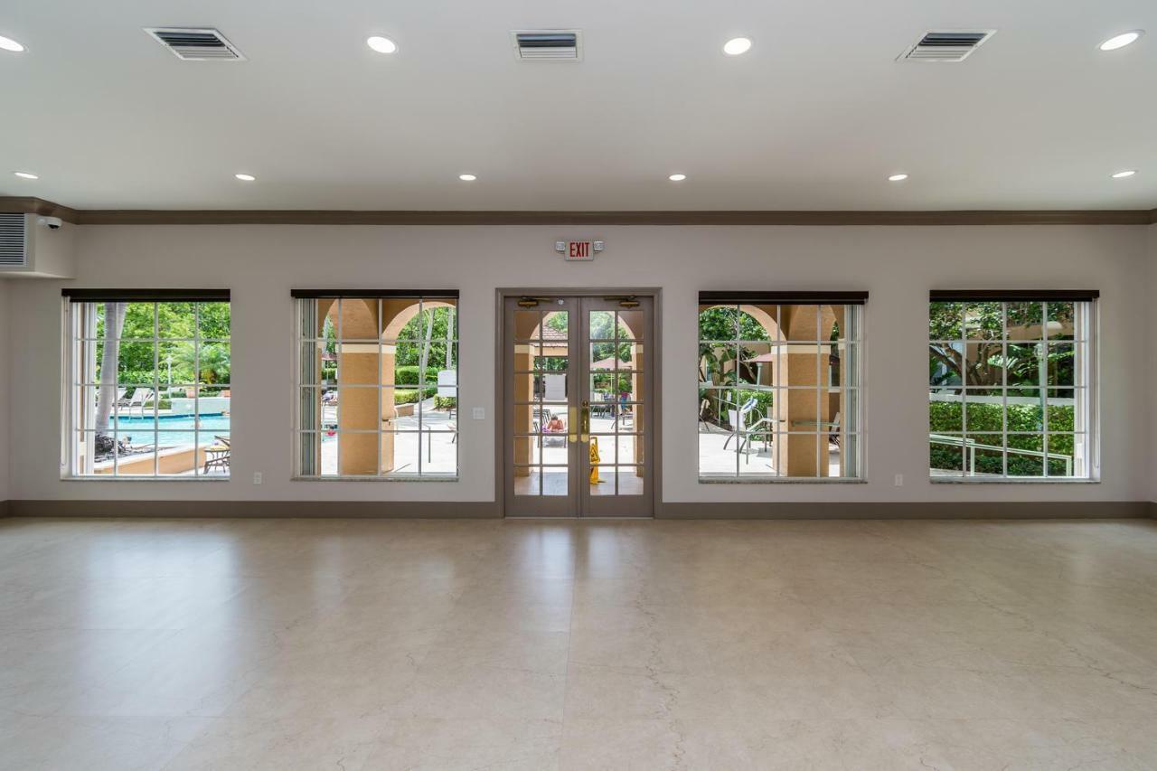 Yacht Club At Aventura 2 Bed 2 Bath Luxurius Cozy Brand New公寓 外观 照片